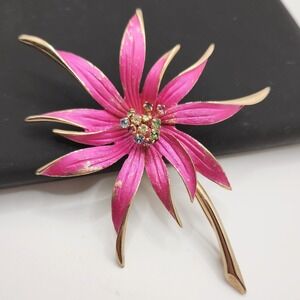 Vintage Magenta Enamel Flower Brooch‎ Mod Pop Art Rhinestone Center Large 4.25"